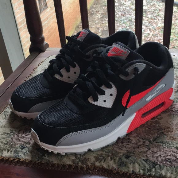 Nike Other - NIKE air max 90